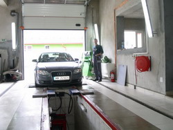 Service auto, piese auto import > SERVICE ENGA - partener AUTO CHECK CENTER, Baia Mare, MM, m1218_6.jpg