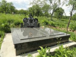 Monumente funerare, marmura, granit > PIETRARIA VASKA, Baia Mare, MM, m2657_3.jpg